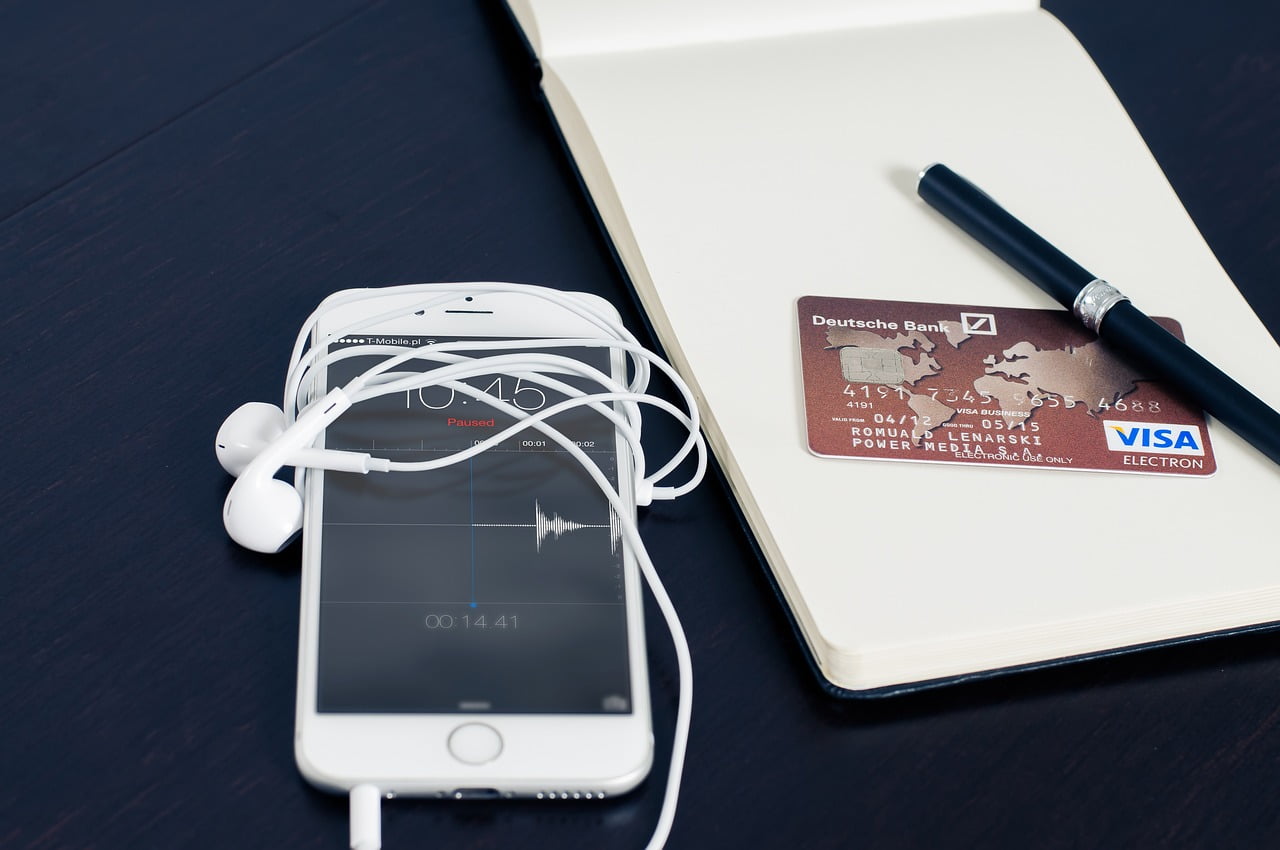 Read more about the article The Future of Mobile Payments: Exploring Secure and Convenient Apps